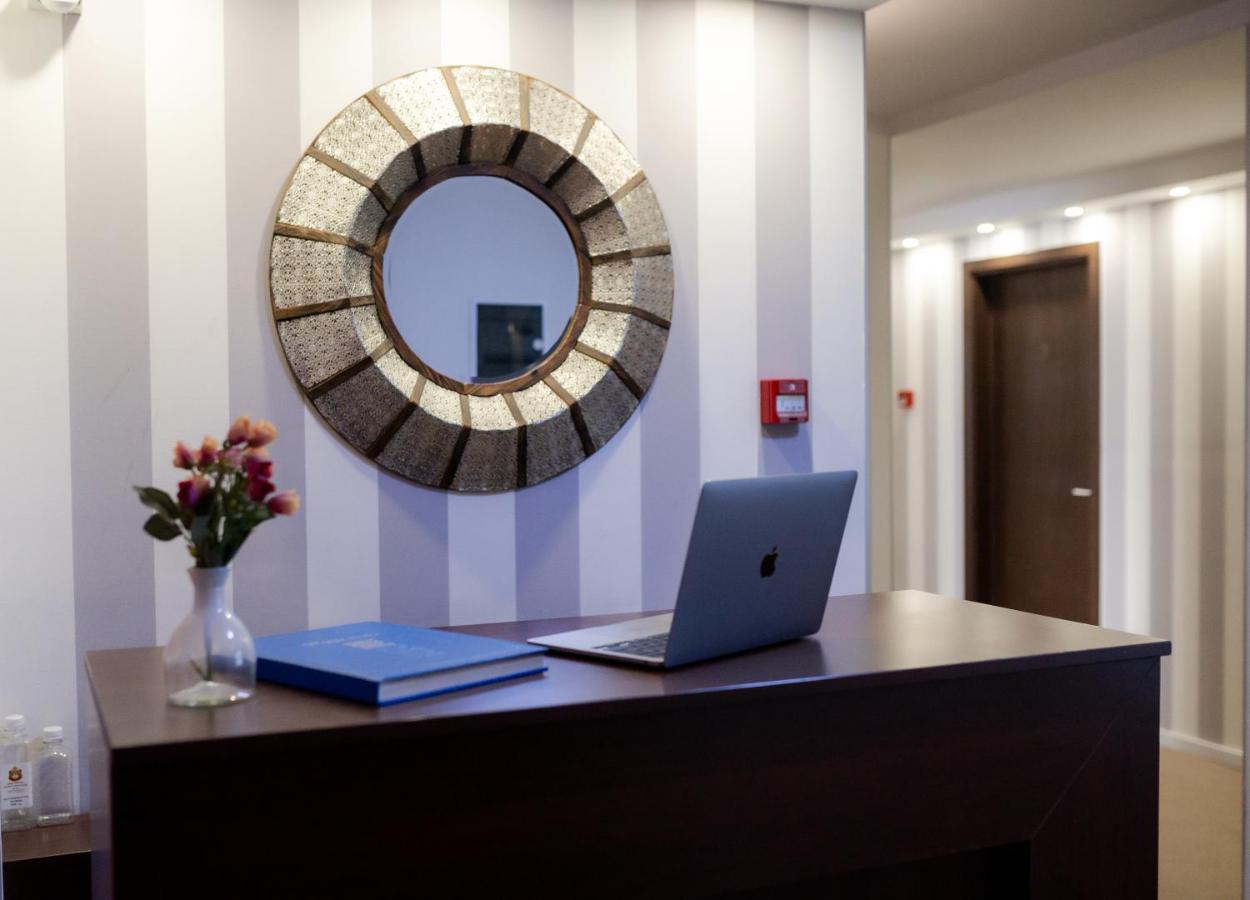 Luka De Luka Suites Beograd Ngoại thất bức ảnh